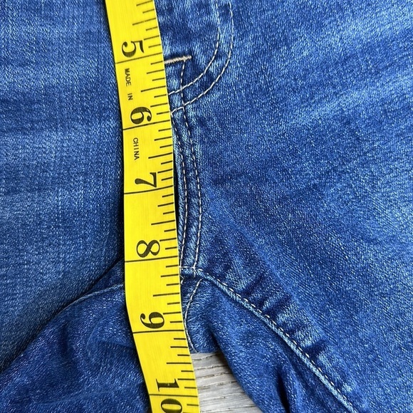 Lucky Brand Women’s The Roll Up Mid-Rise Blue Denim Shorts Size 2/26 - Picture 9 of 11
